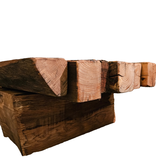 Couchtisch "Loftana" aus massiven alten Balken