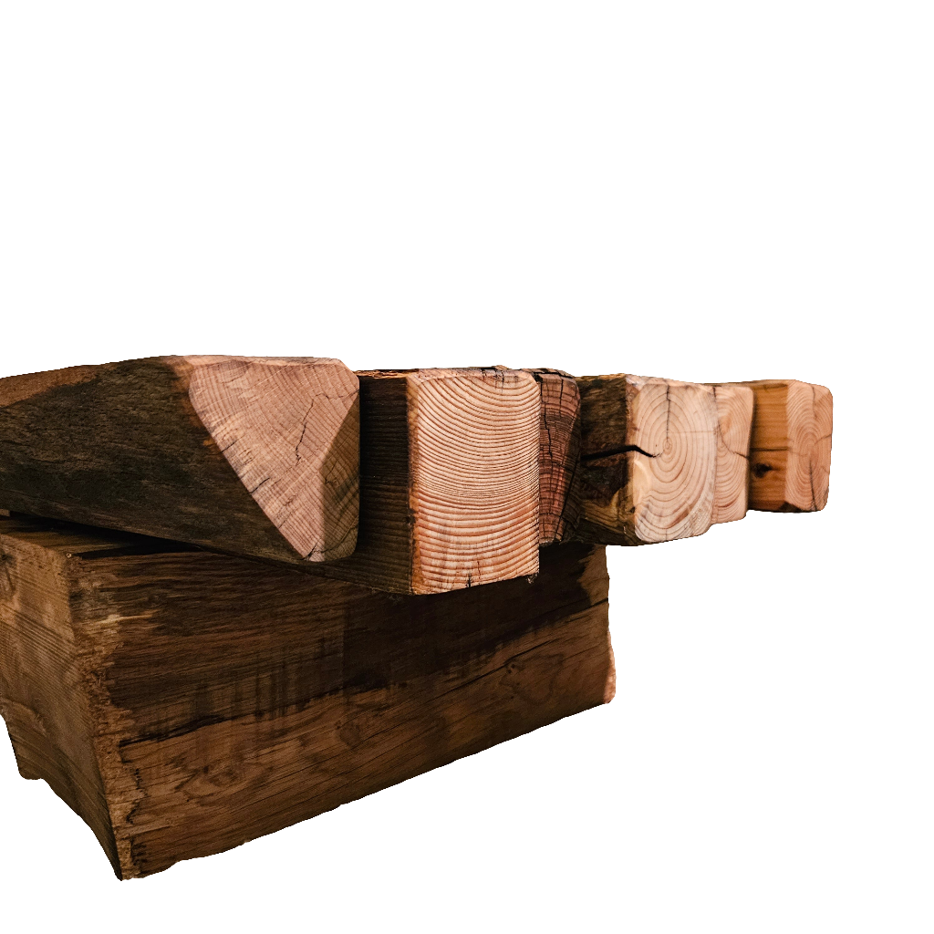 Couchtisch "Loftana" aus massiven alten Balken