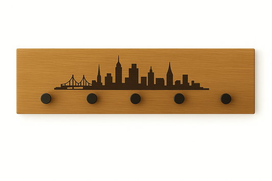 Holz-Garderobe mit Gravur – Wandgarderobe & Schlüsselbrett für mehr Ordnung "New York"