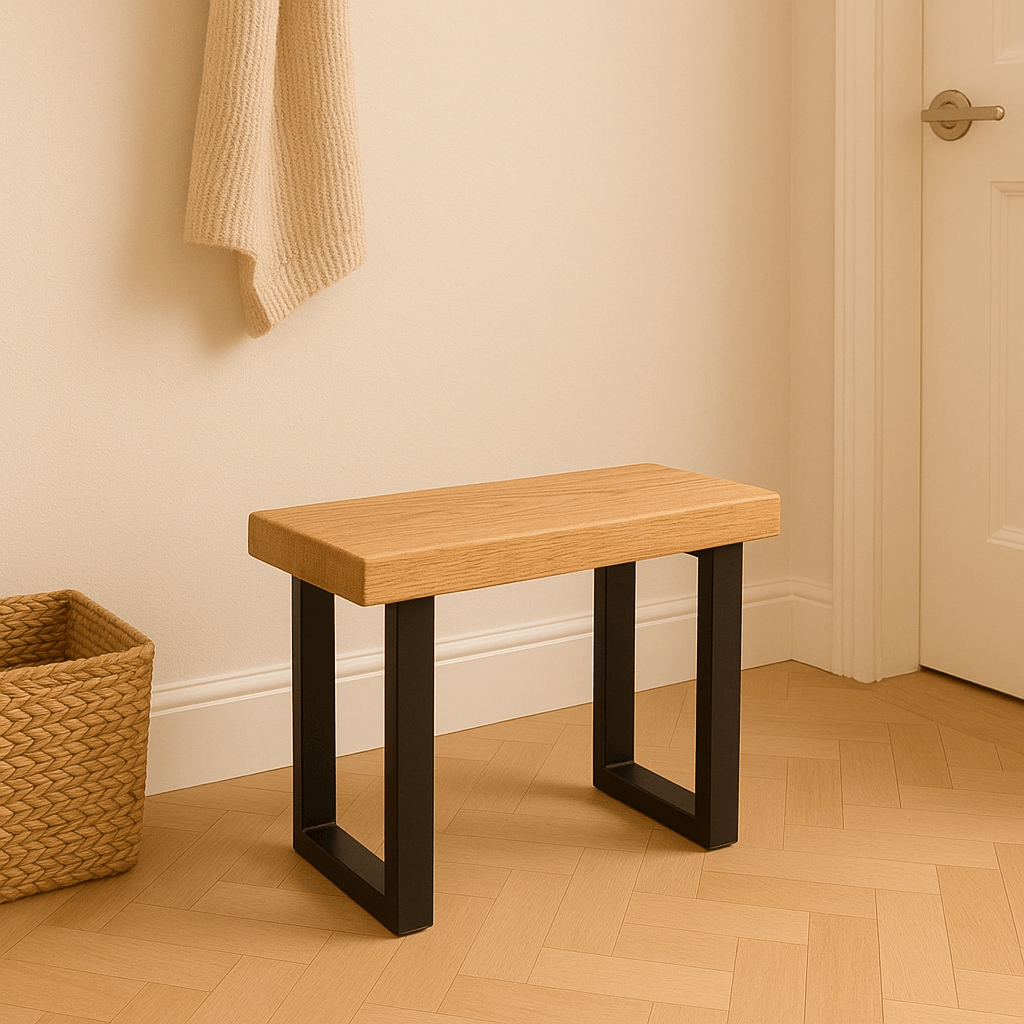 Skandinavischer Eichenhocker / Bad - Hocker – Massivholz & Metall - Woodequipment24