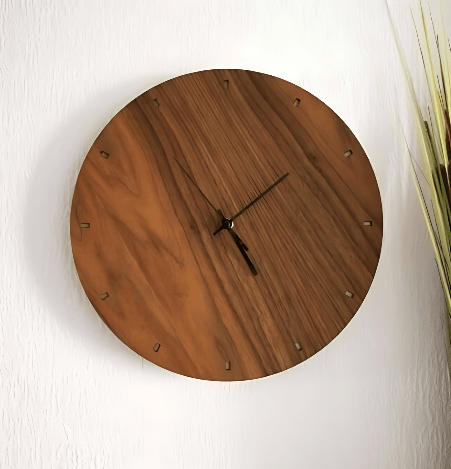 Wanduhr "Eleganto" *PERSONALISIERBAR* - Woodequipment24