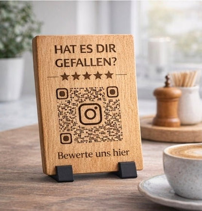 Eiche QR Code Schild personalisiert 15×25 cm – Instagram, Google Bewertung oder Terminbuchung – Holz graviert mit Halter - Woodequipment24