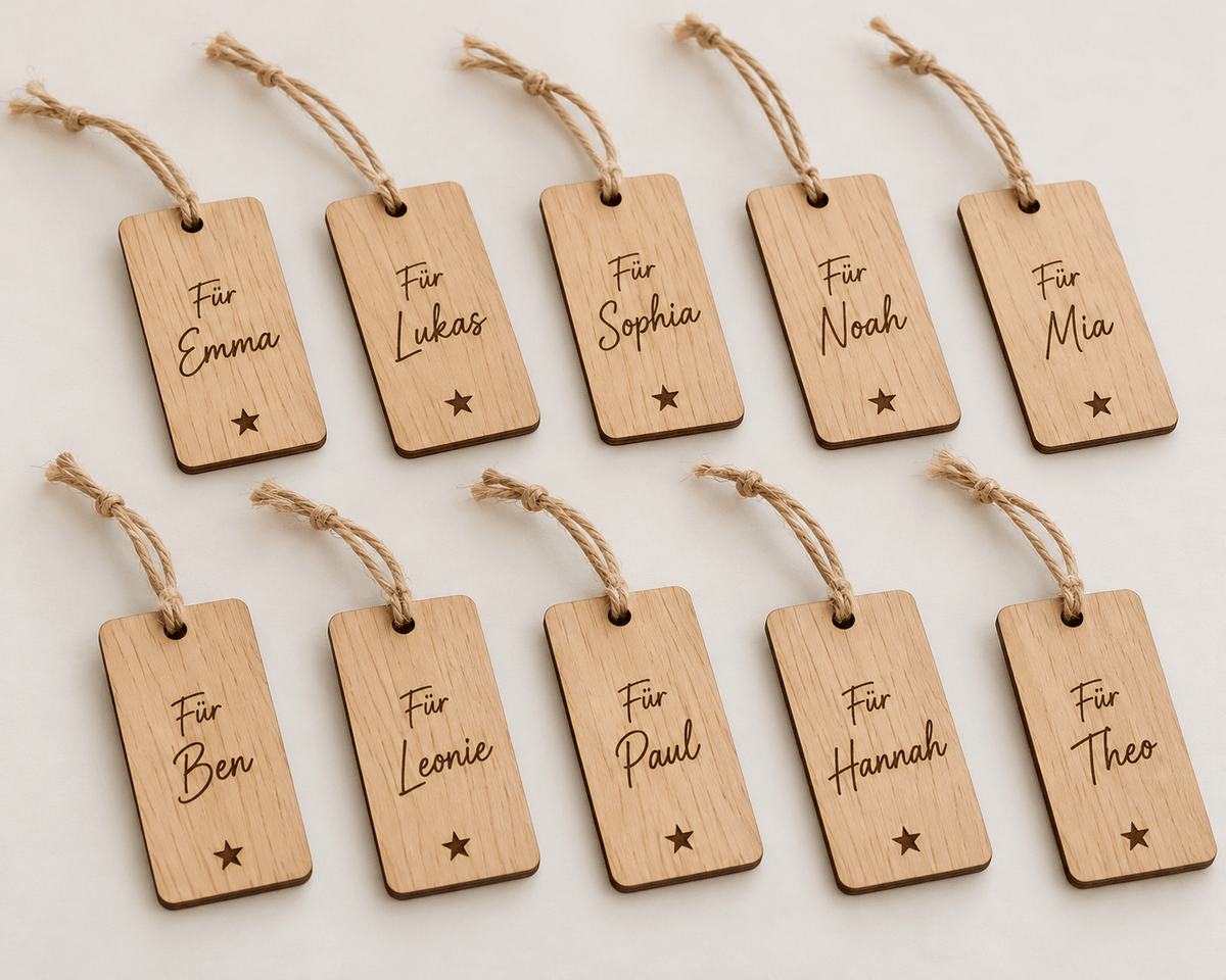 Geschenknamen – Personalisierte Geschenkanhänger im 10er-Set – Produktansicht mit Beispielgestaltung