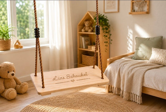 Personalisierte Holzschaukel mit Wunschgravur - Wood-24