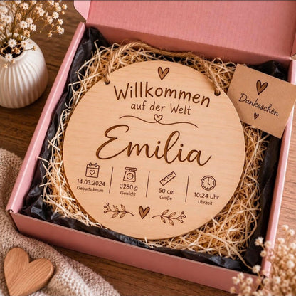 Personalisiertes Holzschild zur Geburt – Babyname und Geburtsdaten - Wood-24