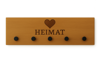 Holz-Garderobe mit Gravur – Wandgarderobe & Schlüsselbrett für mehr Ordnung "Heimat"