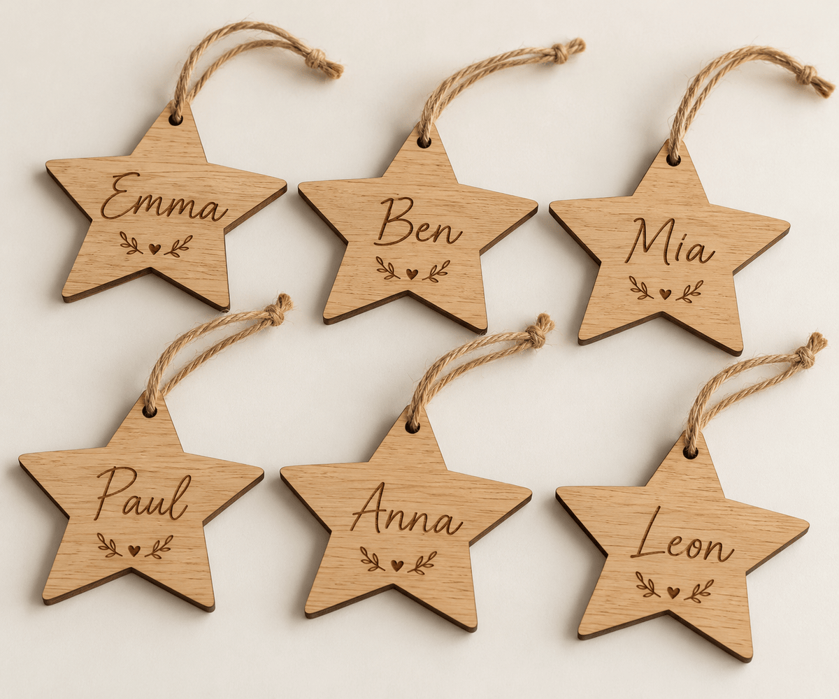 Sternenfamilie – Weihnachtssterne mit Namen im 6er-Set – Produktansicht mit Beispielgestaltung