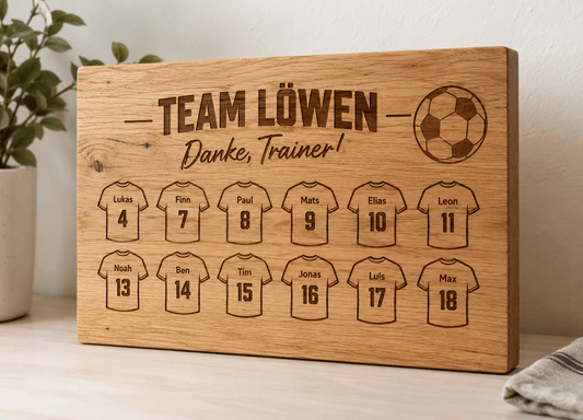 Trainermoment – Trainer-Geschenktafel aus Eiche – Produktansicht mit Beispielpersonalisierung