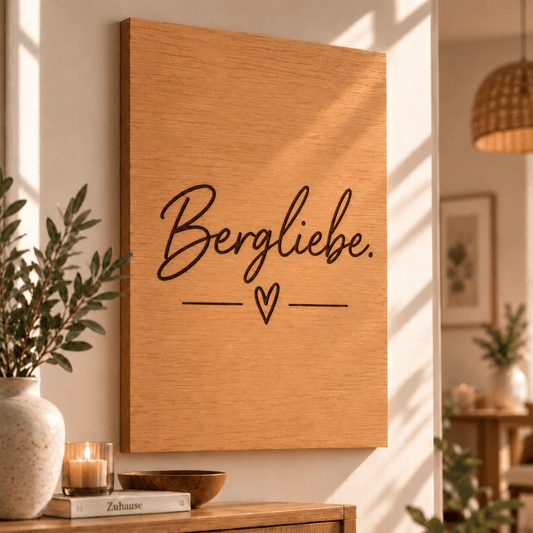 Wandbild aus Eichenfurnier – 50 × 70 cm | Lasergravur Bergliebe - Wood-24