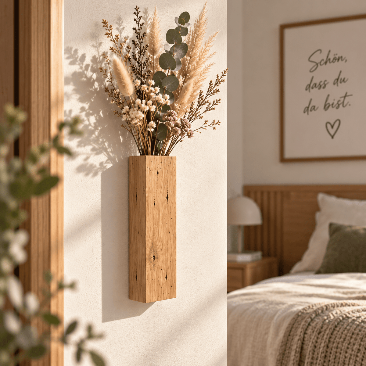 Wandvase „Naturstück“ aus Wurmeiche – handgefertigte Holzvase - Wood-24