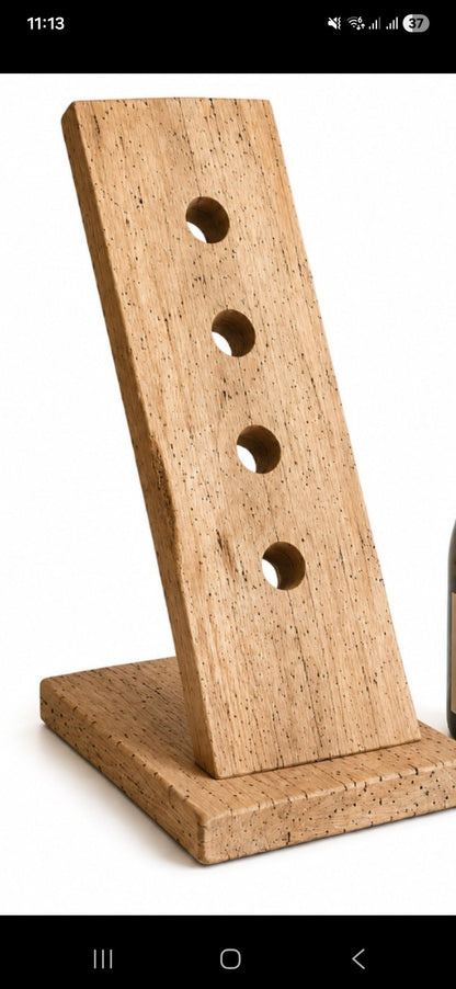 Weinständer aus Wurmeiche – handgefertigt für 4 Weinflaschen - Wood-24