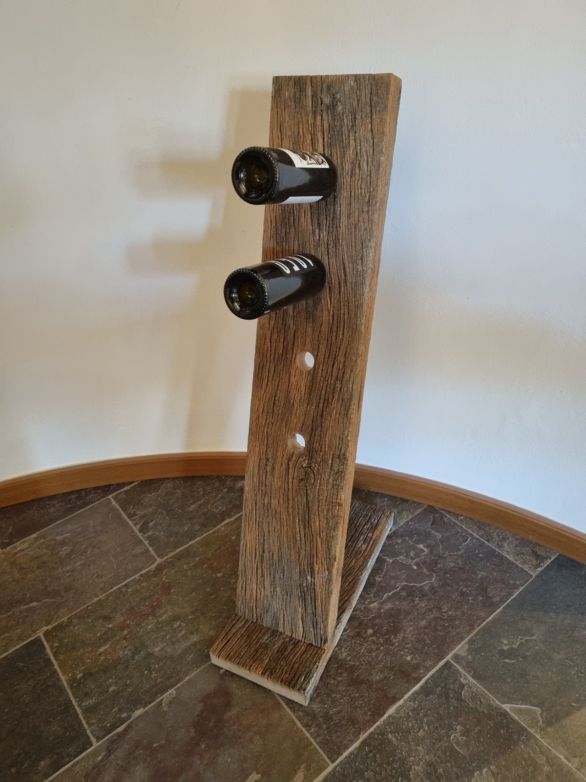 Weinständer "Viwo" aus Eichen - Altholzbalken - Woodequipment24